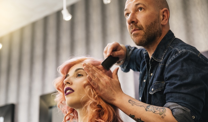 average client spend statistics for hair beauty industry